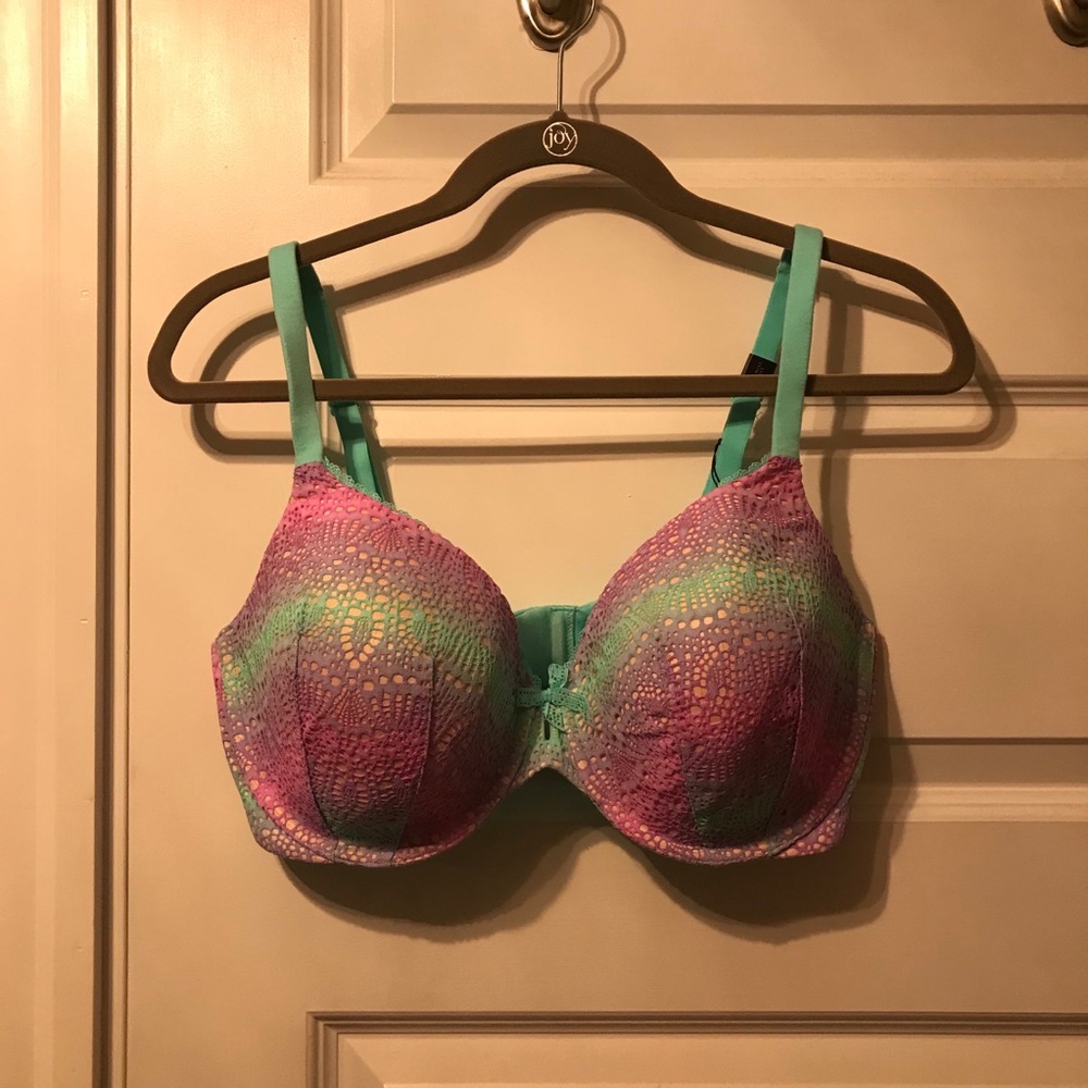 VS Bra